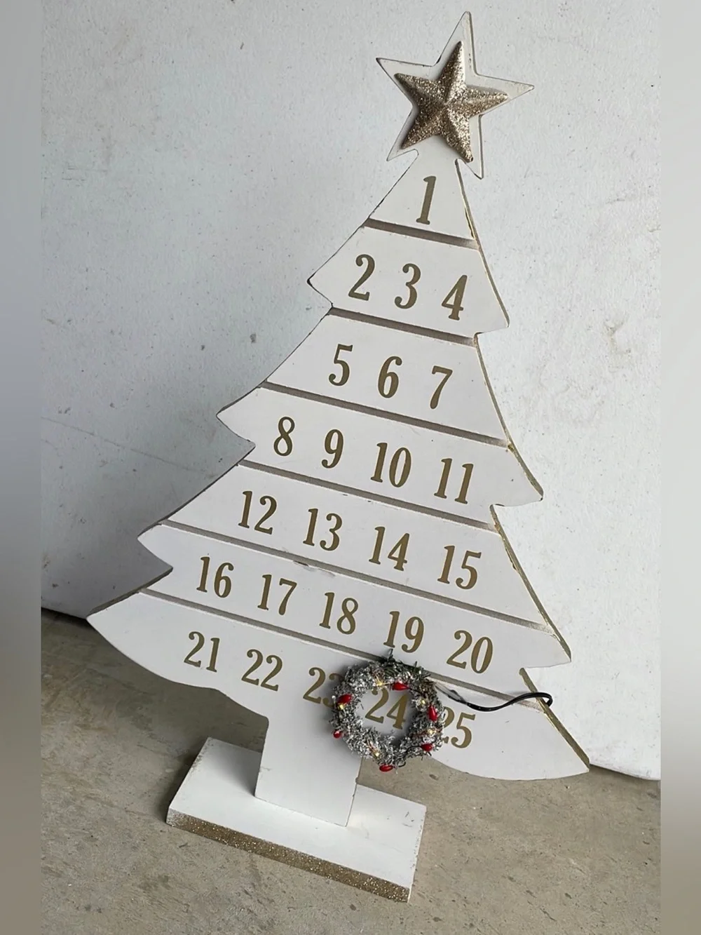 White & Gold Wooden Christmas Countdown Tree